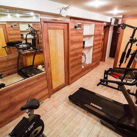 Coral Boutique Hotel Тбилиси Екстериор снимка