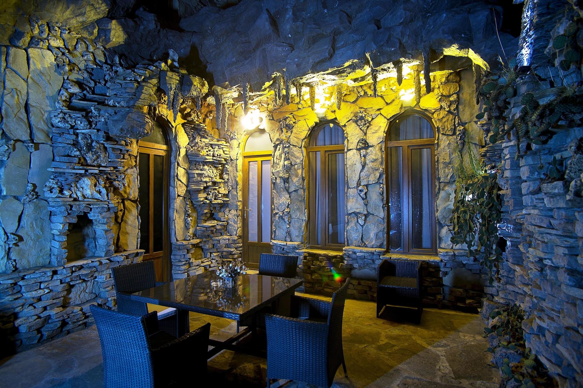 Coral Boutique Hotel Тбилиси Екстериор снимка