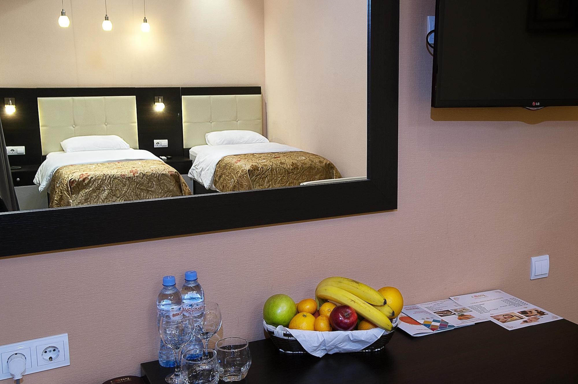 Coral Boutique Hotel Тбилиси Екстериор снимка