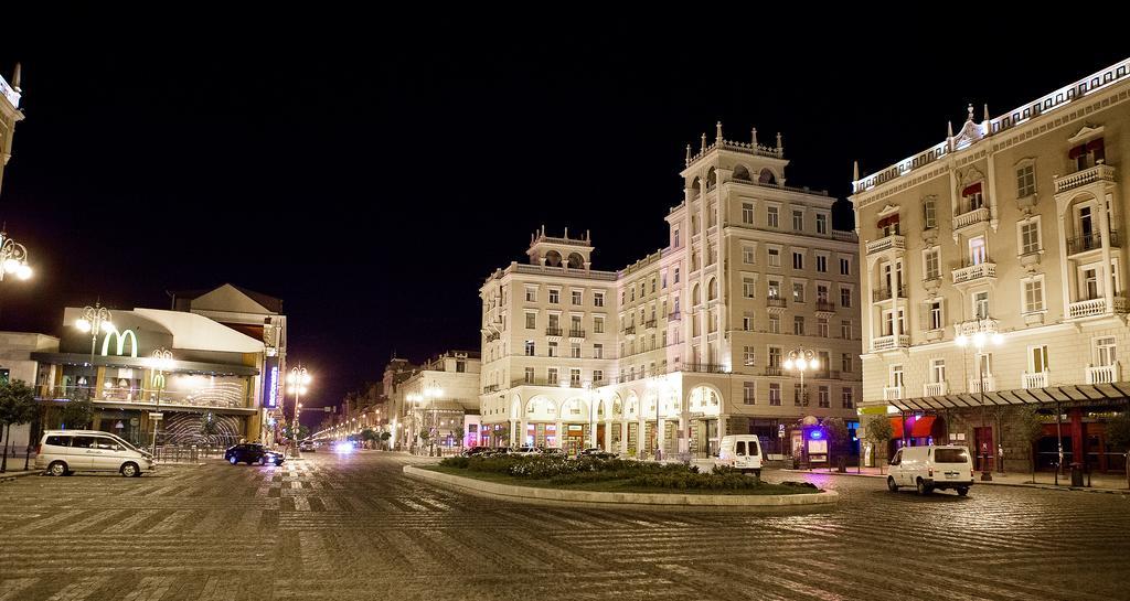 Coral Boutique Hotel Тбилиси Екстериор снимка