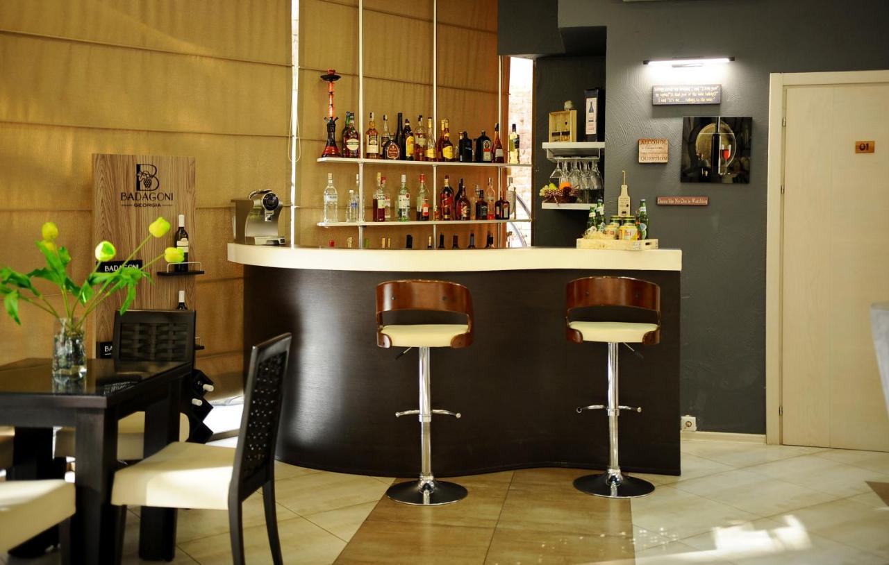 Coral Boutique Hotel Тбилиси Екстериор снимка
