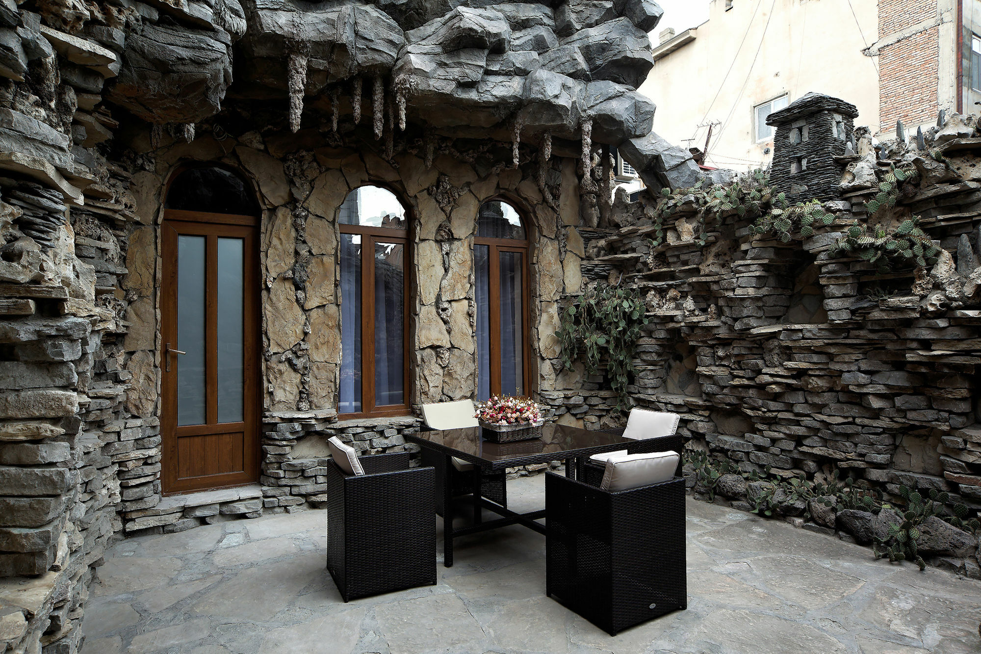 Coral Boutique Hotel Тбилиси Екстериор снимка